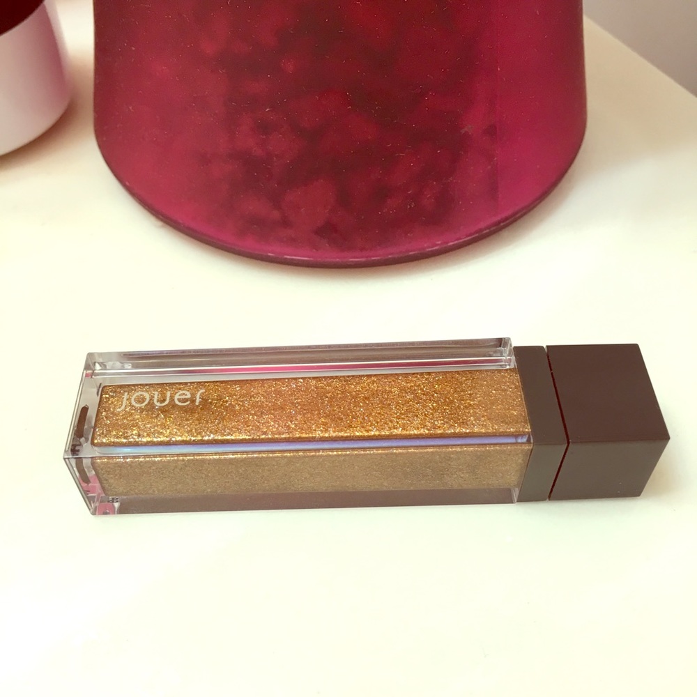 {jouer} shimmering gold lip gloss